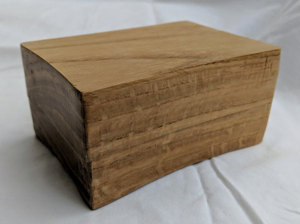 Small Curved Knicknack Box